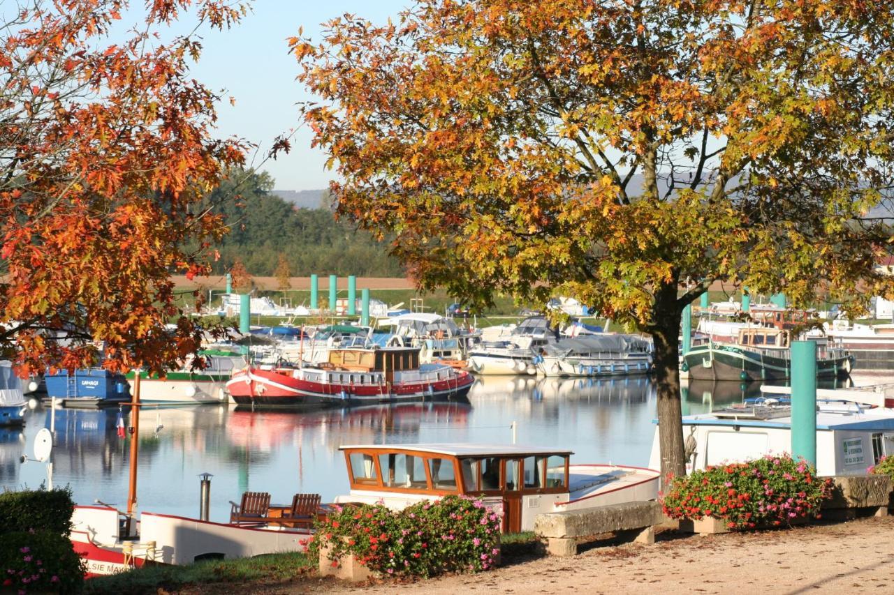 Onlycamp Camping Le Champ D'Ete Reyssouze Zewnętrze zdjęcie