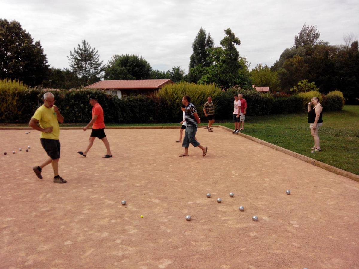 Onlycamp Camping Le Champ D'Ete Reyssouze Zewnętrze zdjęcie