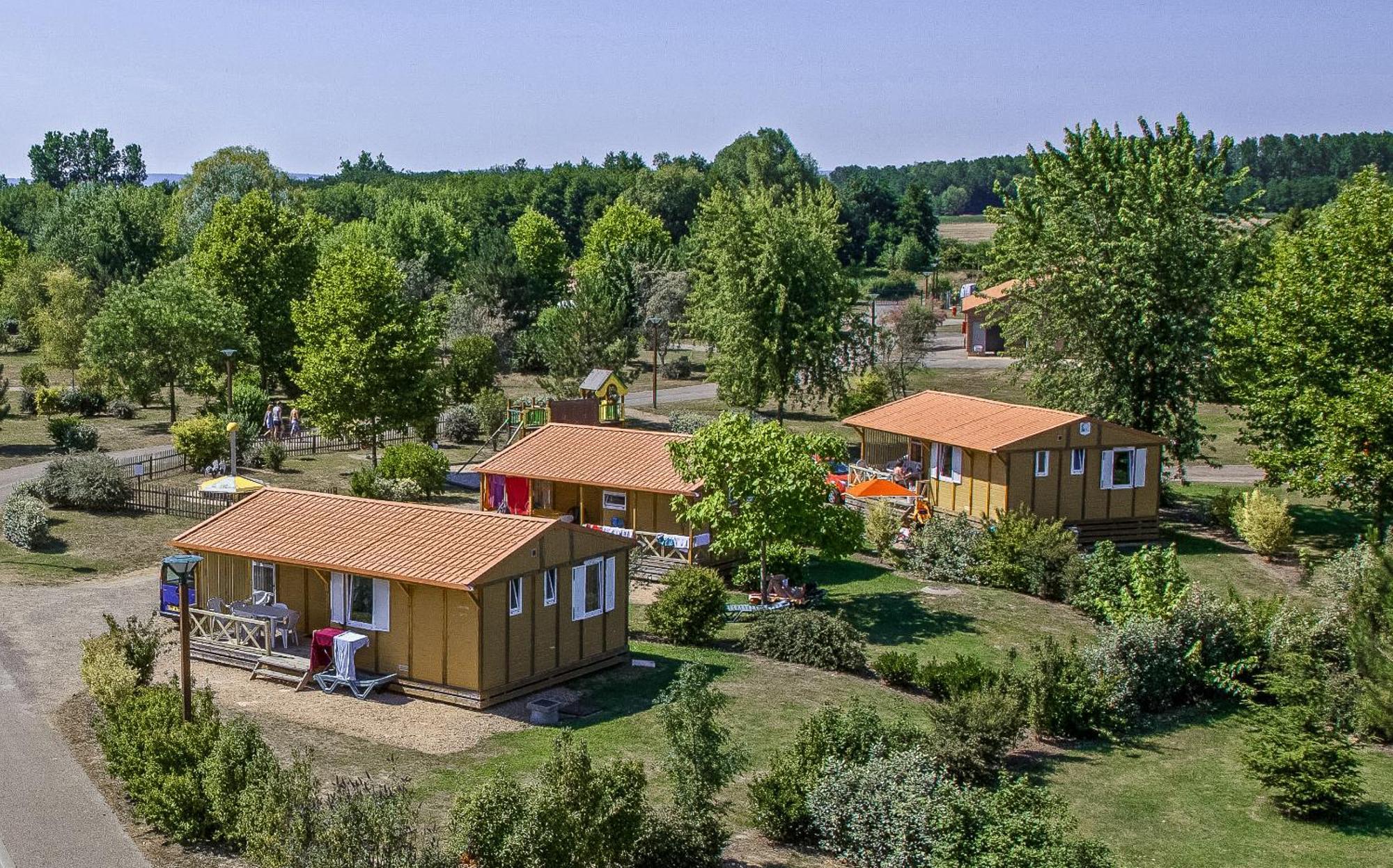 Onlycamp Camping Le Champ D'Ete Reyssouze Zewnętrze zdjęcie