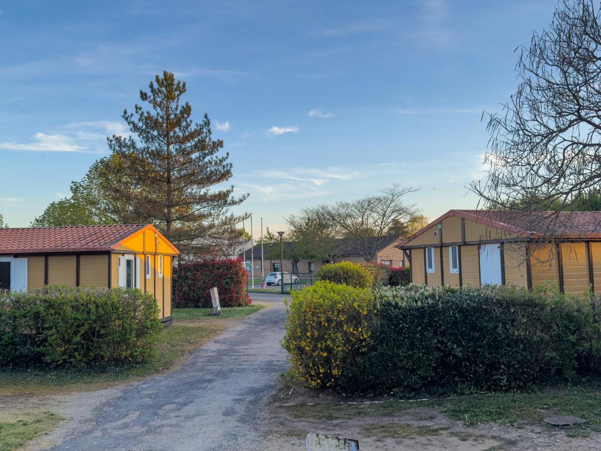 Onlycamp Camping Le Champ D'Ete Reyssouze Zewnętrze zdjęcie