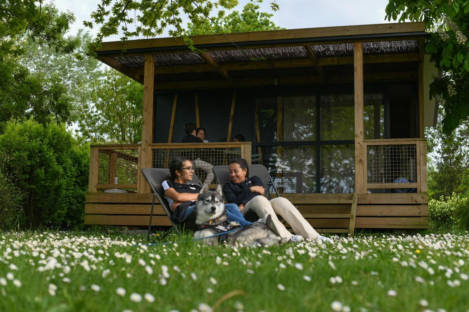 Onlycamp Camping Le Champ D'Ete Reyssouze Zewnętrze zdjęcie
